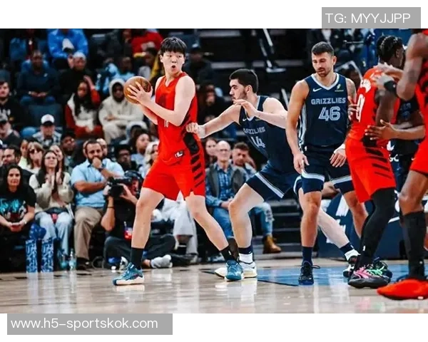 开拓者自媒体杨瀚森虽技术尚显稚嫩但未来发展潜力巨大令人期待